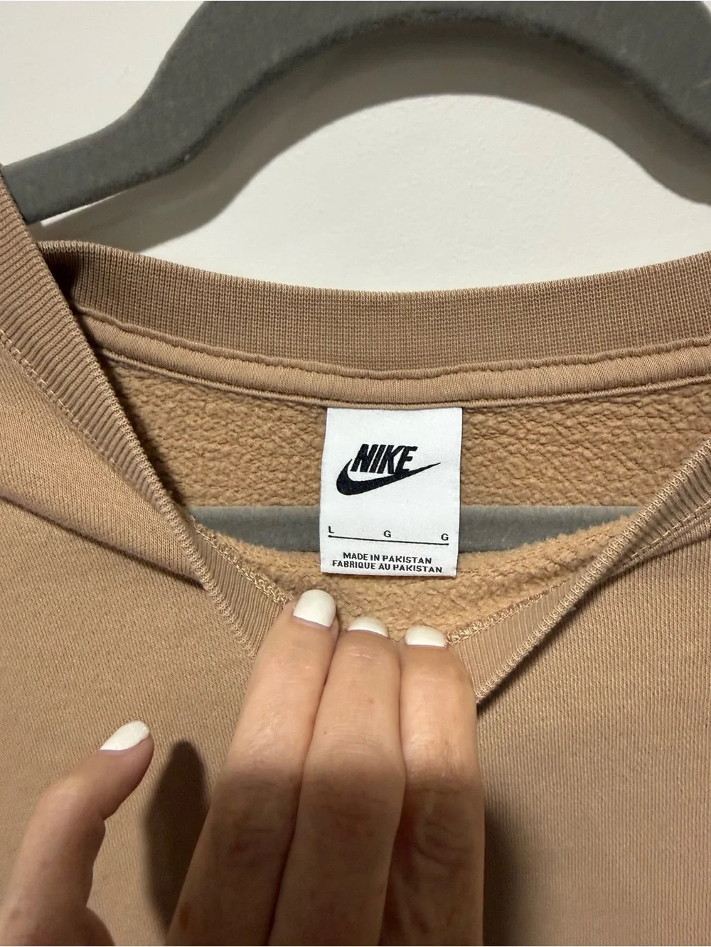Nike Men's Beige/Tan Crewneck Sweatshirt with Small Swoosh